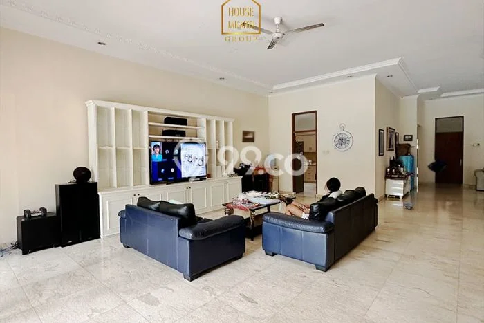 Hunian Modern Untuk Disewakan di Kemang Jakarta Selatan 5 KT & 3 KM Hunian Modern Untuk Disewakan di Kemang Jakarta Selatan 5 KT & 3 KM