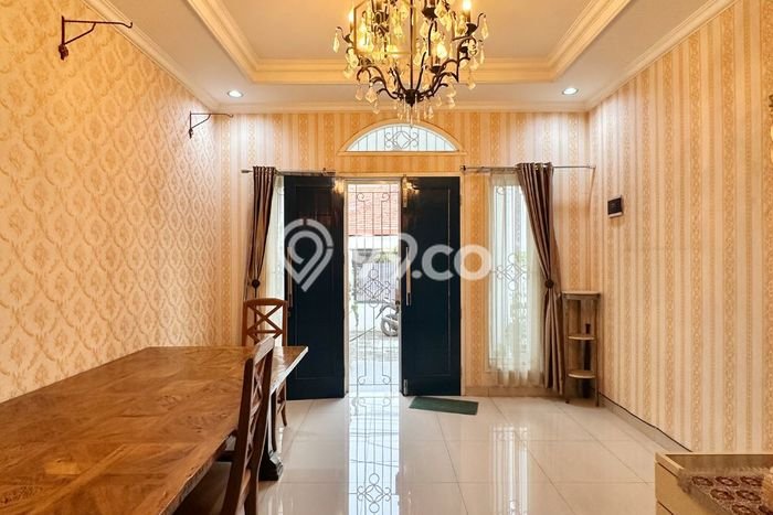 Rumah Luxury Modern Siap Huni di Pejaten Jakarta Selatan Rumah Luxury Modern Siap Huni di Pejaten Jakarta Selatan