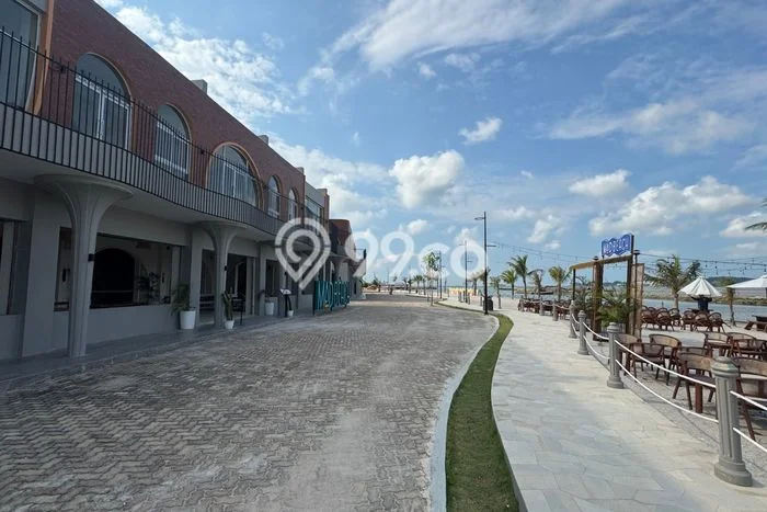 LOKASI STRATEGIS! Ruko di Bengkong, Luas 225m2m², Area Bisnis, Mainroad LOKASI STRATEGIS! Ruko di Bengkong, Luas 225m2m², Area Bisnis, Mainroad