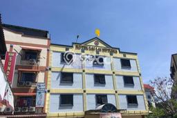 LOKASI PREMIUM! Hotel di Lubuk Baja, Luas 2400m2m², Pusat Bisnis LOKASI PREMIUM! Hotel di Lubuk Baja, Luas 2400m2m², Pusat Bisnis