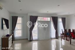 Rumah di Green Lake City, Siap Huni, 4 KT, Akses Green Lake City, Jakarta Barat, Jakarta Barat, Luas 275m² LB 230m² Rumah di Green Lake City, Siap Huni, 4 KT, Akses Green Lake City, Jakarta Barat, Jakarta Barat, Luas 275m² LB 230m²