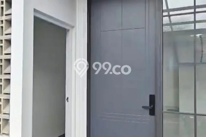 Jual Rumah Luas Megah Dengan View Cantik di Meruya, Jakarta Barat Jual Rumah Luas Megah Dengan View Cantik di Meruya, Jakarta Barat