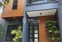 Rumah Siap Huni lokasi BSD City, Tangerang, LT 175m² LB 250m² Rumah Siap Huni lokasi BSD City, Tangerang, LT 175m² LB 250m²