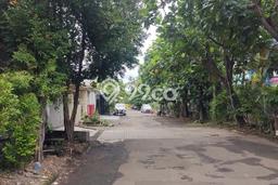 Rumah Berkualitas Gading Serpong, Tangerang, LT 126m² LB 80m² Rumah Berkualitas Gading Serpong, Tangerang, LT 126m² LB 80m²