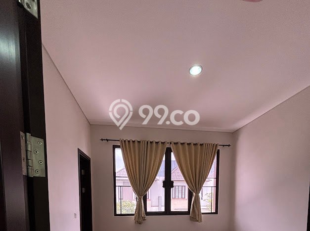 Disewakan Rumah Murah di BSD City Tangerang Punya 3 KT Disewakan Rumah Murah di BSD City Tangerang Punya 3 KT