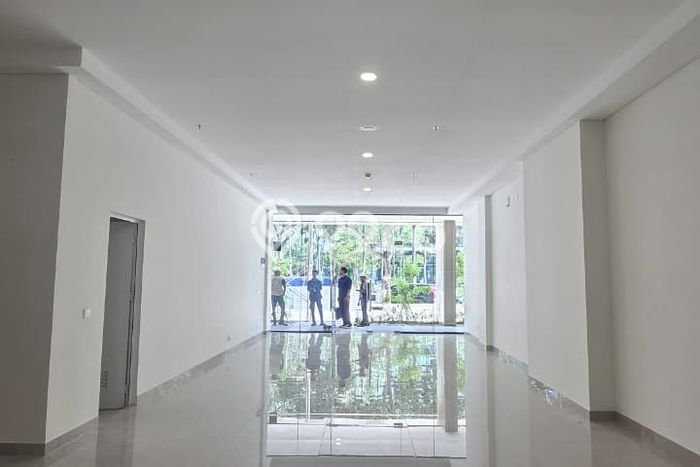 LOKASI STRATEGIS! Ruko di Alam Sutera, Luas 258m2m², Area Berkembang, Siap Operasional LOKASI STRATEGIS! Ruko di Alam Sutera, Luas 258m2m², Area Berkembang, Siap Operasional