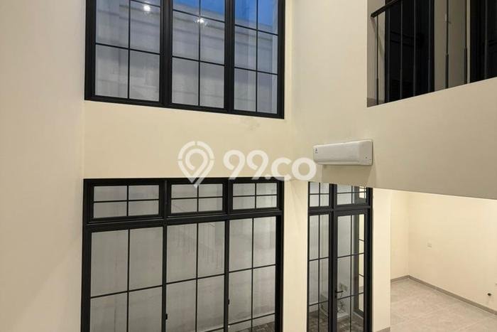 Rumah Kontrakan Tangerang LT 120m2 LB 183m2 Kawasan Gading Serpong Rumah Kontrakan Tangerang LT 120m2 LB 183m2 Kawasan Gading Serpong
