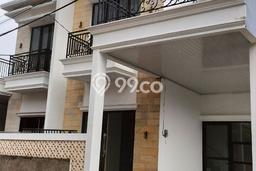 KESEMPATAN EMAS! Rumah area Jatiwaringin, Bekasi, LT 94m² LB 140m² KESEMPATAN EMAS! Rumah area Jatiwaringin, Bekasi, LT 94m² LB 140m²