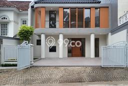 Jual Rumah Luas Megah Dengan View Eksklusif di Cibubur, Jakarta Timur Jual Rumah Luas Megah Dengan View Eksklusif di Cibubur, Jakarta Timur