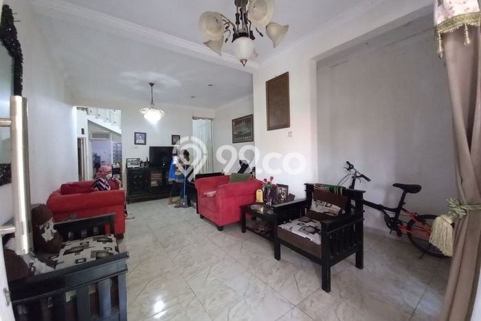 Dijual Hunian Rumah Terawat 4 Kamar di Cikunir, Bekasi Dijual Hunian Rumah Terawat 4 Kamar di Cikunir, Bekasi