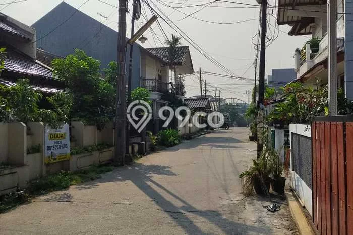 Rumah Luas Asri 2 KT Siap Huni di Galaxy Bekasi Rumah Luas Asri 2 KT Siap Huni di Galaxy Bekasi