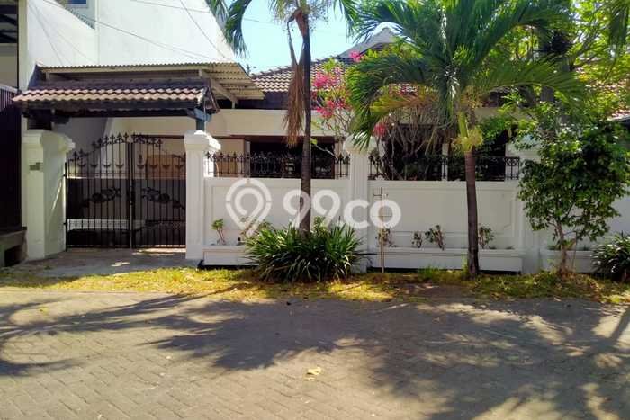 Jual Rumah Mewah Megah Dengan View Cantik di Kutisari, Surabaya Jual Rumah Mewah Megah Dengan View Cantik di Kutisari, Surabaya