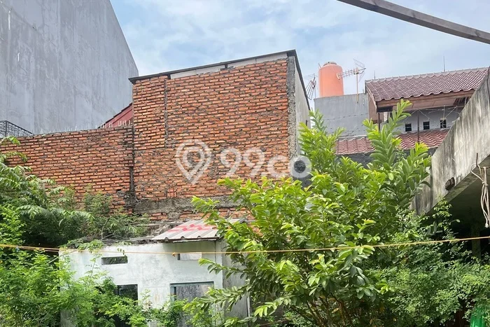 Lahan Strategis di Matraman Dijual dengan Luas 660m2 Lahan Strategis di Matraman Dijual dengan Luas 660m2