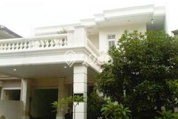 For Sale! Luxury House LT 220m2 Desain Modern di Kota Wisata For Sale! Luxury House LT 220m2 Desain Modern di Kota Wisata