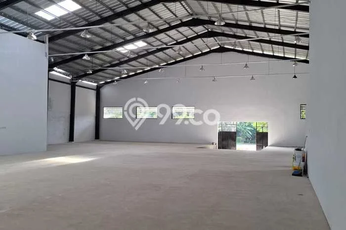 Unit Gudang Disewa Lokasi Cakung, Jakarta Timur Spesifikasi Luas Bangunan 792m2 Unit Gudang Disewa Lokasi Cakung, Jakarta Timur Spesifikasi Luas Bangunan 792m2