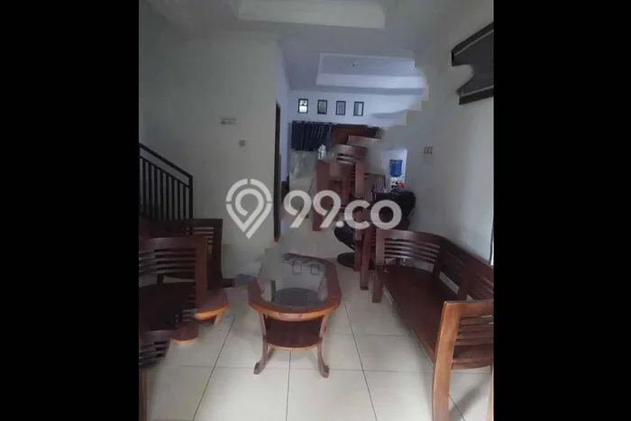 Rumah sewa siap pakai 3 Kamar Tidur di Joglo, Jakarta Barat Rumah sewa siap pakai 3 Kamar Tidur di Joglo, Jakarta Barat