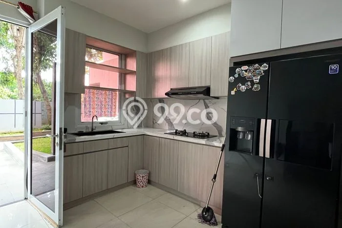 Rumah Disewakan Jakarta Barat LT 71m2 LB 142m2 Kawasan Puri Mansion Rumah Disewakan Jakarta Barat LT 71m2 LB 142m2 Kawasan Puri Mansion