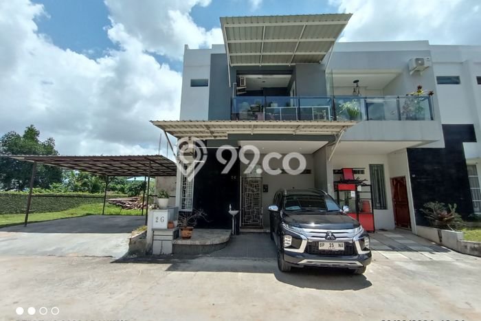 HUNIAN BERKELAS! Rumah Exclusive Batam Centre, Batam, LT 90m² LB 120m² HUNIAN BERKELAS! Rumah Exclusive Batam Centre, Batam, LT 90m² LB 120m²