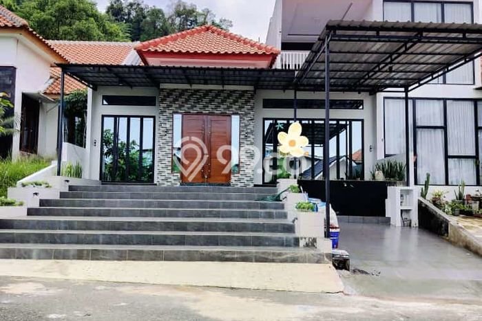 Dijual Hunian Rumah Terawat 4 KT di Batam Centre, Batam Dijual Hunian Rumah Terawat 4 KT di Batam Centre, Batam