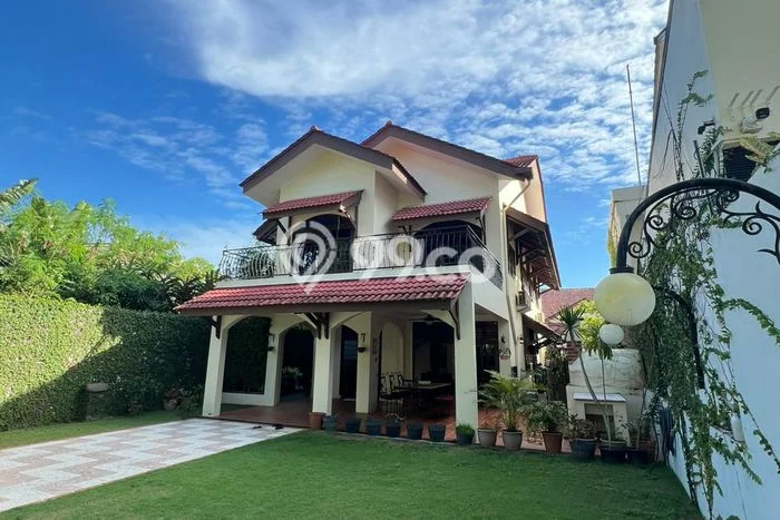 Ready to Use! Premium House LT 857m2 Desain Modern di Batam Centre Ready to Use! Premium House LT 857m2 Desain Modern di Batam Centre