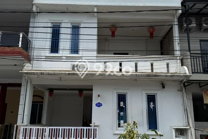 Jual Rumah Strategis Bagus Punya 4 KT di Lubuk Baja Batam - Jual Rumah Strategis Bagus Punya 4 KT di Lubuk Baja Batam -