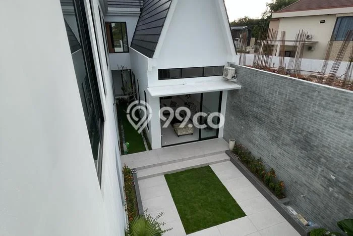 PROMO SPESIAL! Rumah Siap Huni area , Luas 420m2m² Bangunan 650m2m² PROMO SPESIAL! Rumah Siap Huni area , Luas 420m2m² Bangunan 650m2m²