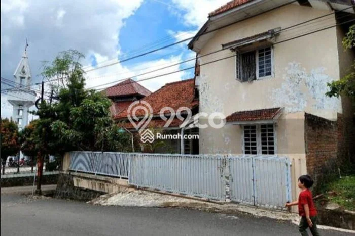 Rumah Strategis Minimalis Lb 190m2 di Cimahi Utara, Cimahi Rumah Strategis Minimalis Lb 190m2 di Cimahi Utara, Cimahi
