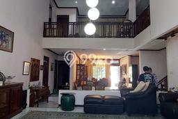 Rumah Elit LB 283m2 Siap Pakai Desain Elegan di Setra Murni, Bandung Rumah Elit LB 283m2 Siap Pakai Desain Elegan di Setra Murni, Bandung