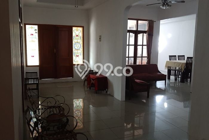 Dijual Rumah 4 Kamar Lokasi Ideal Nyaman dan Strategis di Tambun Selatan Dijual Rumah 4 Kamar Lokasi Ideal Nyaman dan Strategis di Tambun Selatan