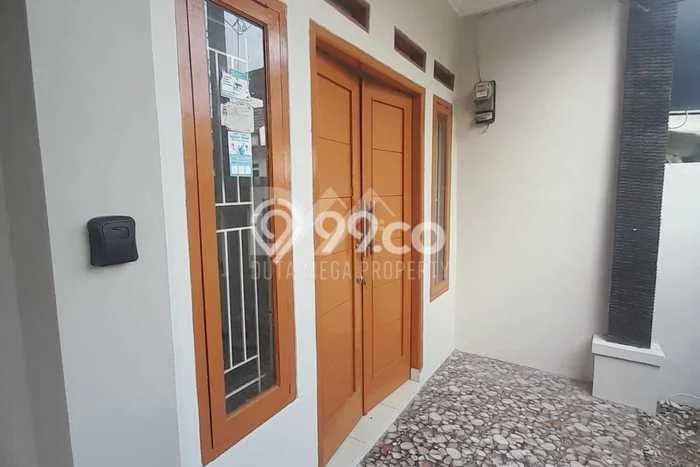 Rumah Strategis Modern Lb 84m2 di Serpong Utara, Tangerang Selatan Rumah Strategis Modern Lb 84m2 di Serpong Utara, Tangerang Selatan