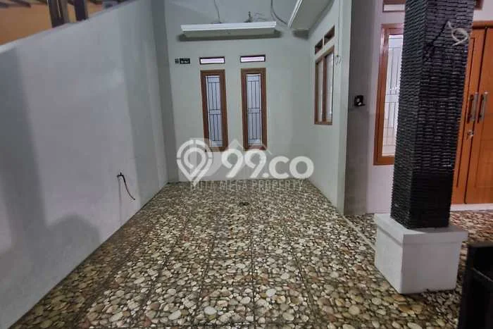 Rumah Strategis Modern Lb 84m2 di Serpong Utara, Tangerang Selatan Rumah Strategis Modern Lb 84m2 di Serpong Utara, Tangerang Selatan