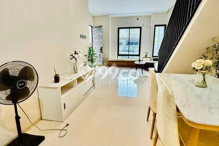 Dijual Cepat Rumah Minimalis & Modern LB 133m2 di BSD Nusaloka Dijual Cepat Rumah Minimalis & Modern LB 133m2 di BSD Nusaloka