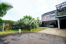 Rumah Luxury Modern Tanpa Renovasi di BSD City Tangerang Rumah Luxury Modern Tanpa Renovasi di BSD City Tangerang