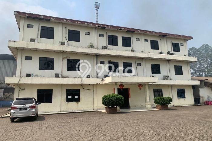 Unit Gudang Dijual di Serang Serang Luas Tanah 50000m2, Luas Bangunan 30000m2 Unit Gudang Dijual di Serang Serang Luas Tanah 50000m2, Luas Bangunan 30000m2