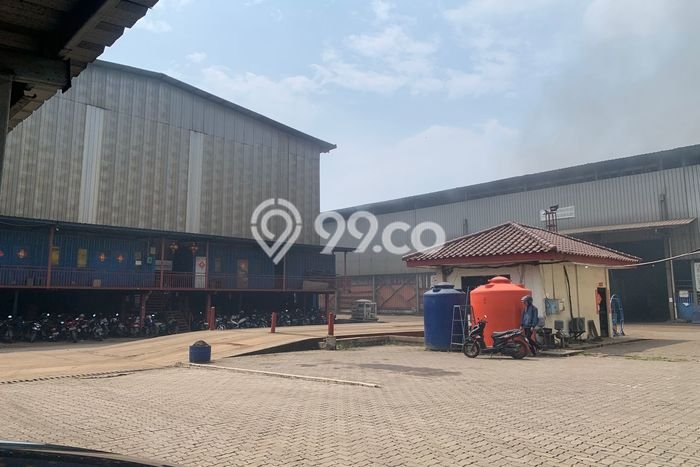 Unit Gudang Dijual di Serang Serang Luas Tanah 50000m2, Luas Bangunan 30000m2 Unit Gudang Dijual di Serang Serang Luas Tanah 50000m2, Luas Bangunan 30000m2