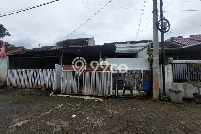 Rumah Modern Cantik 2 KT Bisa Langsung Pindah di Cilodong Rumah Modern Cantik 2 KT Bisa Langsung Pindah di Cilodong