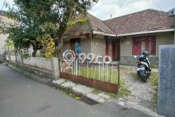 Dijual Hunian Rumah Terawat 8 Kamar di Bandung Kota, Bandung Dijual Hunian Rumah Terawat 8 Kamar di Bandung Kota, Bandung
