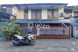Rumah Terawat area Buah Batu, Bandung, Luas Tanah 210m2m², LB 350m2m² Rumah Terawat area Buah Batu, Bandung, Luas Tanah 210m2m², LB 350m2m²