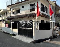 For Sale! Premium House LT 135m2 Desain Modern di Tomang For Sale! Premium House LT 135m2 Desain Modern di Tomang