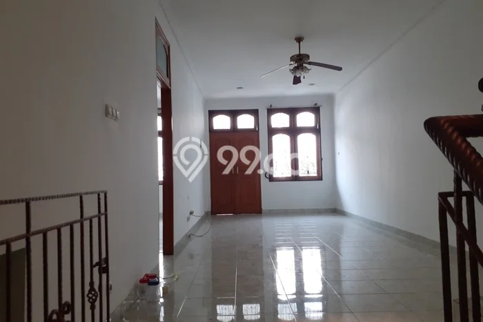 Lokasi terbaik! Rumah siap huni dikontrakkan di Kelapa Gading LB 105m2 Lokasi terbaik! Rumah siap huni dikontrakkan di Kelapa Gading LB 105m2