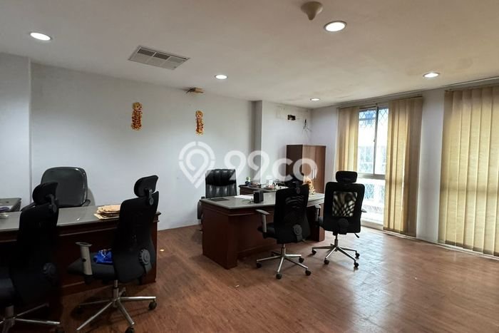 Ruko Dijual di Cempaka Putih LT 160m2, LB 600m2 Solusi Investasi Cerdas Ruko Dijual di Cempaka Putih LT 160m2, LB 600m2 Solusi Investasi Cerdas