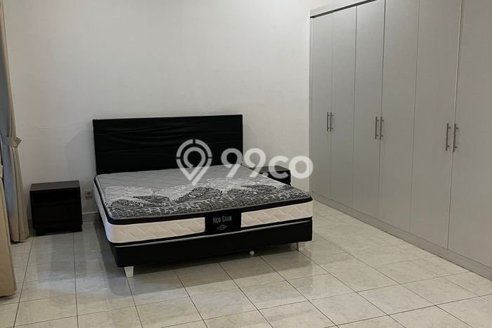 Disewakan segera rumah minimalis strategis 4 Kamar di Mampang Prapatan, Jakarta Selatan Disewakan segera rumah minimalis strategis 4 Kamar di Mampang Prapatan, Jakarta Selatan