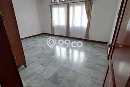 Jarang Ada! Rumah Sewa 4 Kamar Nyaman Siap Huni Cirendeu Jarang Ada! Rumah Sewa 4 Kamar Nyaman Siap Huni Cirendeu