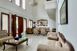 Rumah Eksklusif Dijual LT 1040m2 di Cinere, Depok Rumah Eksklusif Dijual LT 1040m2 di Cinere, Depok