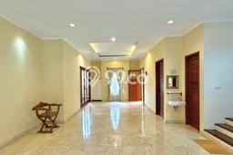 Rumah Mewah Siap Huni LT 200m2 di Ciputat Timur, Tangerang Selatan Rumah Mewah Siap Huni LT 200m2 di Ciputat Timur, Tangerang Selatan