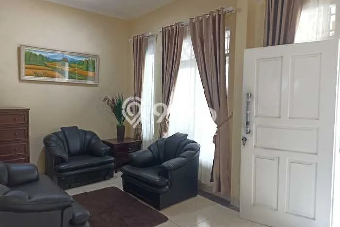 HUNIAN PILIHAN! Rumah kawasan Limo, 3 KT, Lingkungan Asri, Luas 135m² LB 200m² HUNIAN PILIHAN! Rumah kawasan Limo, 3 KT, Lingkungan Asri, Luas 135m² LB 200m²
