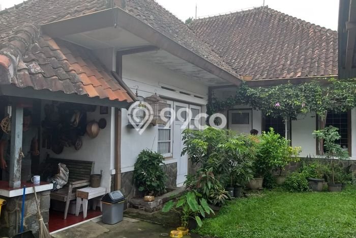 Dijual Rumah Premium dengan Fasilitas Sekitar Komplit di Bandung Wetan, Bandung Dijual Rumah Premium dengan Fasilitas Sekitar Komplit di Bandung Wetan, Bandung
