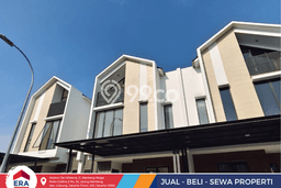 For Sale Rumah Mewah Exclusive di Cakung, Jakarta Timur For Sale Rumah Mewah Exclusive di Cakung, Jakarta Timur