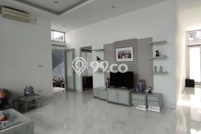 Hunian Eksklusif Siap Huni LT 327m2 di Sukajadi, Bandung Hunian Eksklusif Siap Huni LT 327m2 di Sukajadi, Bandung