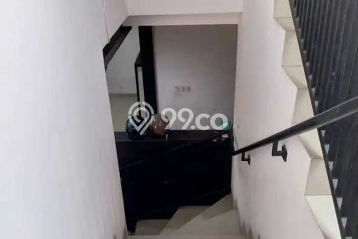 Dijual Rumah 4 Kamar Lokasi Ideal Nyaman dan Strategis di Ciputat Timur Dijual Rumah 4 Kamar Lokasi Ideal Nyaman dan Strategis di Ciputat Timur